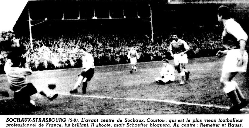photo grande victoire 5 à 0 du FC Sochaux Monbéliard contre le RC Strasbourg le 05 Novembre 1950