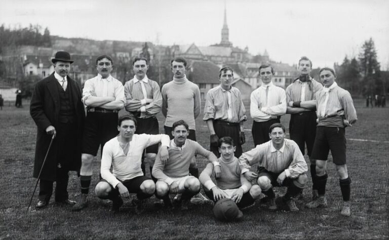 Photo équipe AS Montbéliard en 1911