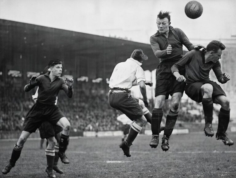 Corinthiens Londres Sochaux 17 Avril 1932 (Hillier et Wartel)