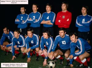 Lire la suite à propos de l’article Quand le FCSM joua un match de championnat avec la tenue officielle de l’équipe de France