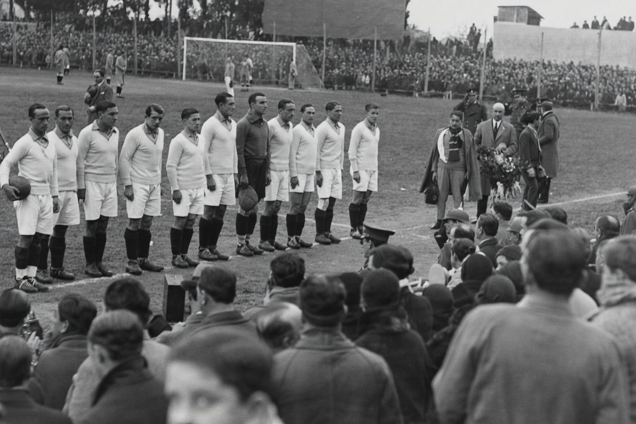 Equipe de France avant France Argentine 15 Juillet 1930 Coupe du Monde Montevideo
