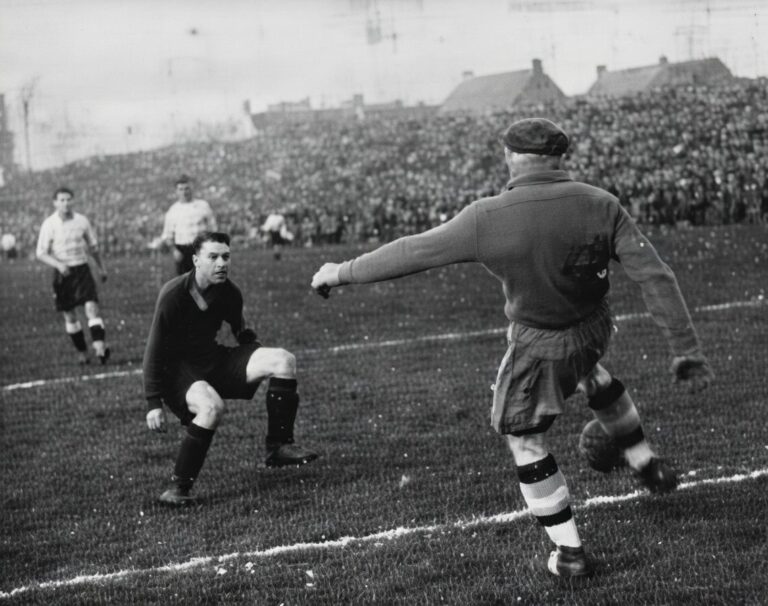 Leslie Miller en Février 1932 lors du match FC Sochaux Montbéliard Vs RC Paris