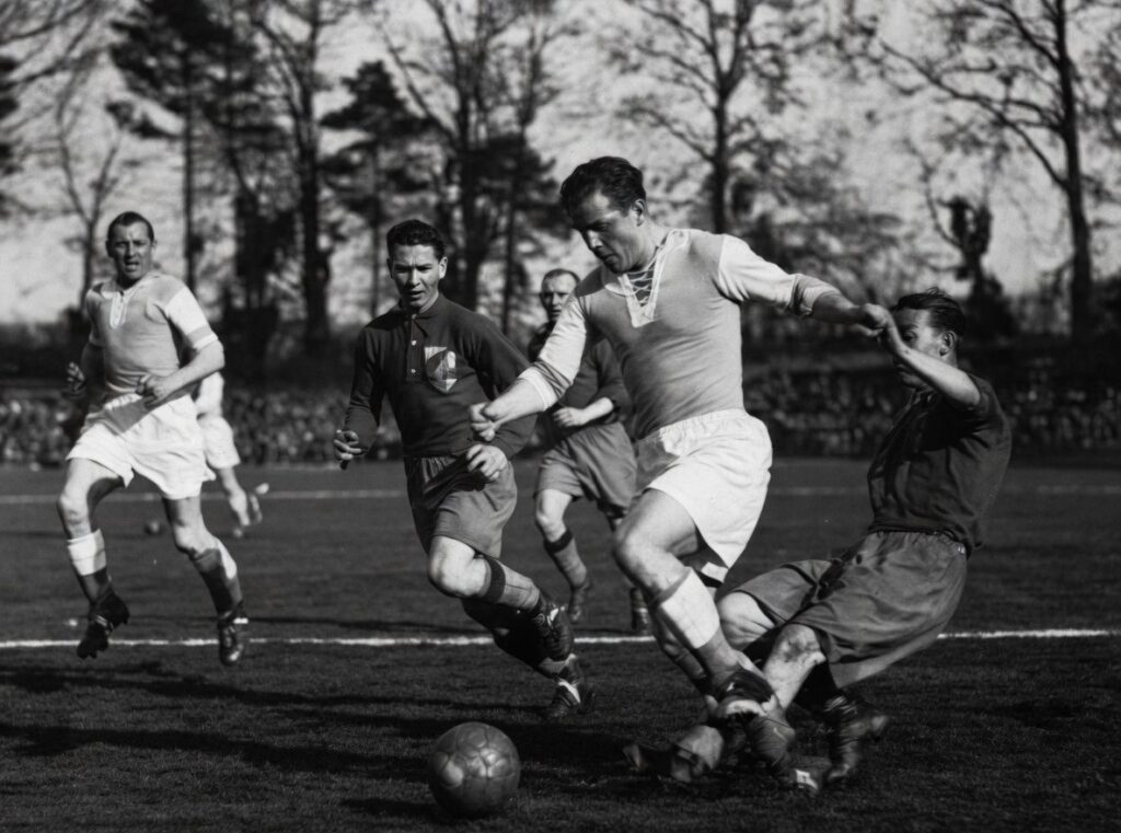 Phase de jeu du match Strasbourg Sochaux du 24 Mars 1935
