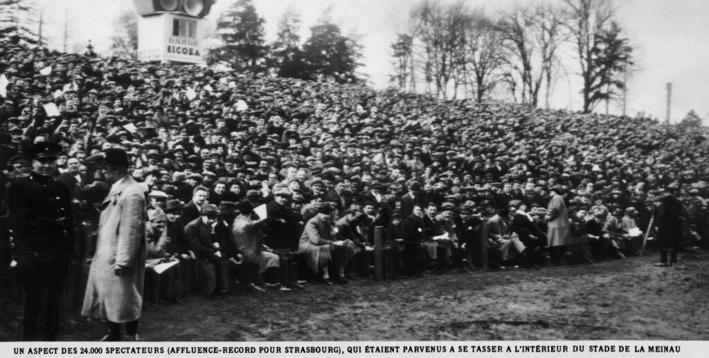 Stade de la Meinau lors du match Strasbourg Sochaux du 24 Mars 1935