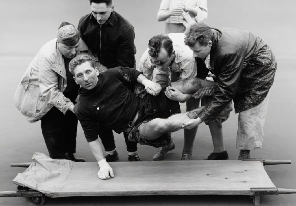 Sortie sur blessure François Remetter AS Troyes FC Sochaux du 30 Janvier 1955 Journée 20 Championnat France D1