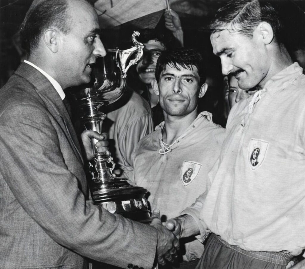 1963 06 15S Sochaux vainqueur de la Coupe Drago