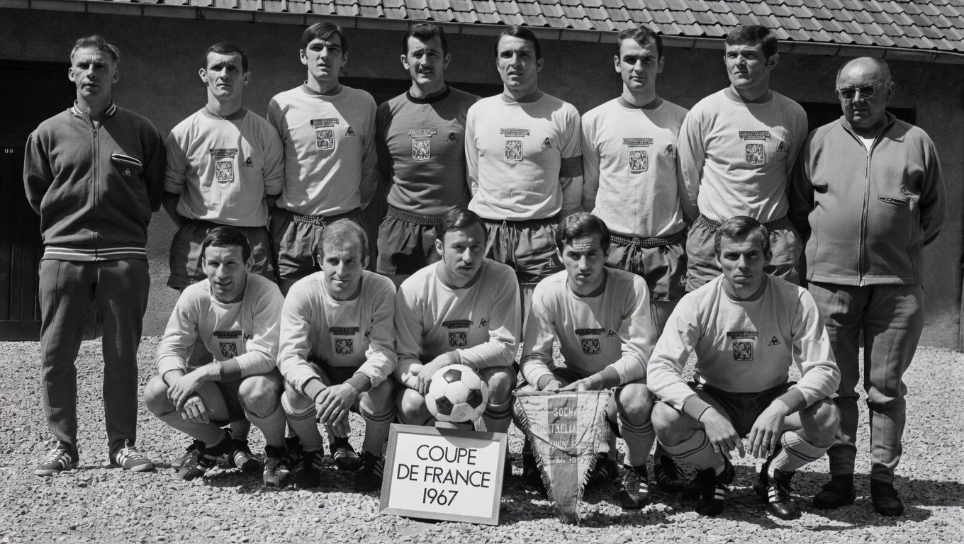 1967 photo équipe Sochaux finale CDF 1967 ia(1)